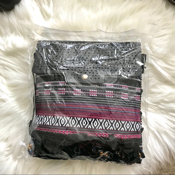 🌸HP🌸(2) Fringe Tribal Pattern Crossbody Bags - Picture 3 of 3
